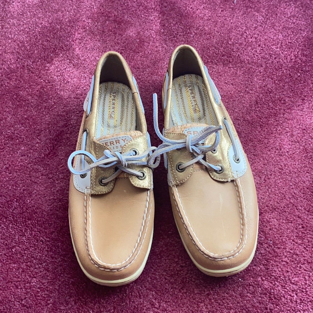 Women’s Tan Sperry Bot Shoes